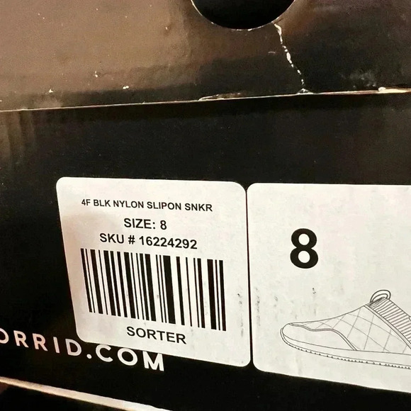 Torrid Slip On Active Sneaker Wide Width 8W - Picture 2 of 4